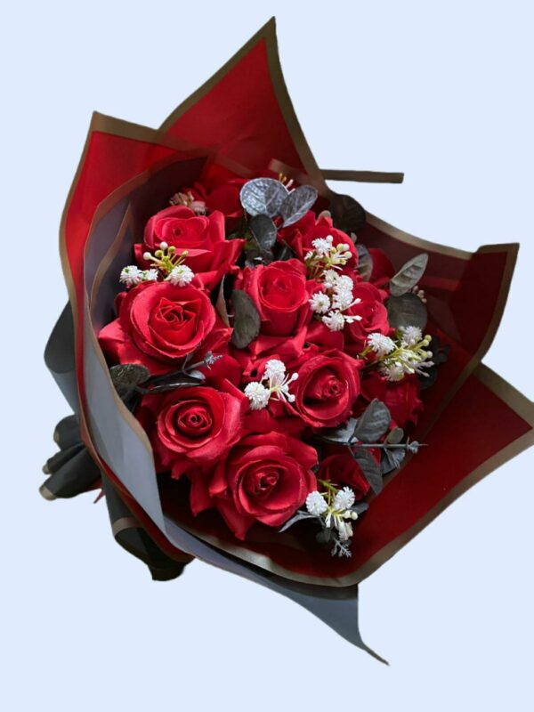 Artificial Red Roses Bouquet 0001